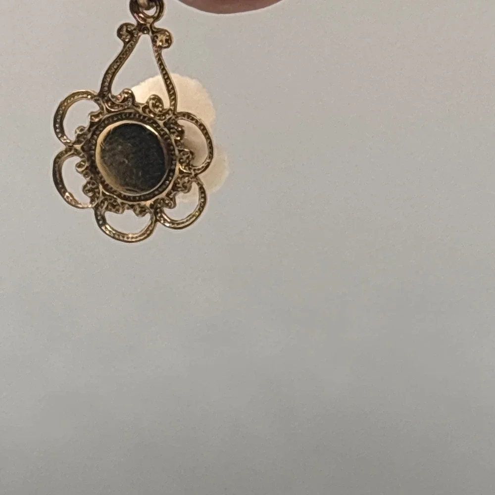 Vintage Floral‎ Dangle Earrings Gold Tone Porcelain Rose